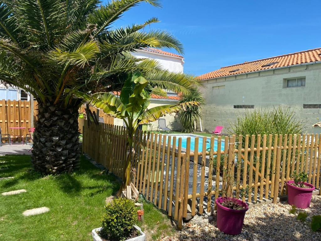 Le Pressoir - Gites Et Meubles De Tourisme - 2 Etoiles Dolus d'Oléron Exterior foto